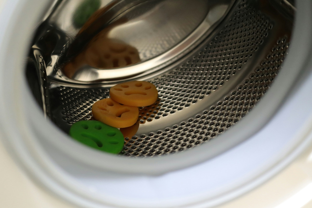 what are laundry pods made of